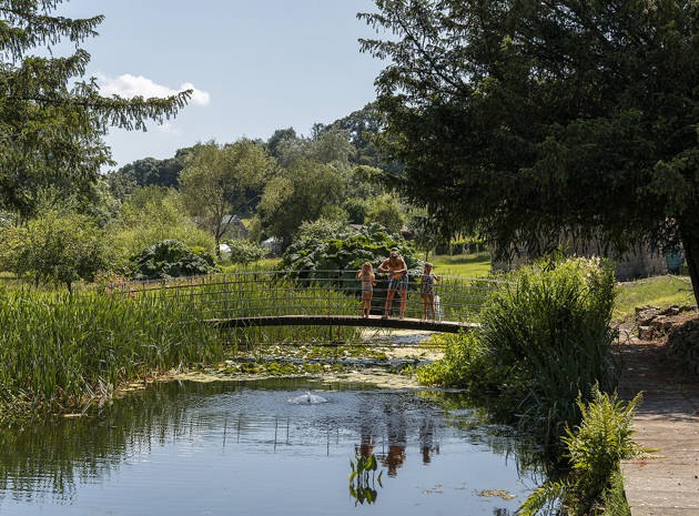 Gardens at Newton Surmaville 